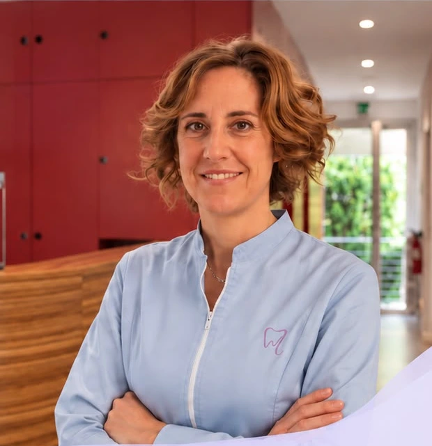 La Dr.ssa Marzia Merenda all’interno dello studio dentistico